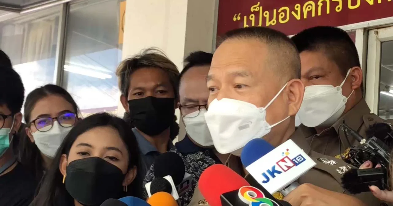 ผู้การฯ นนทบุรี เผยเด็กถูกยิงในห้องคอมพ์เสียชีวิต เหตุเพื่อนทำปืนลั่นใส่ 
