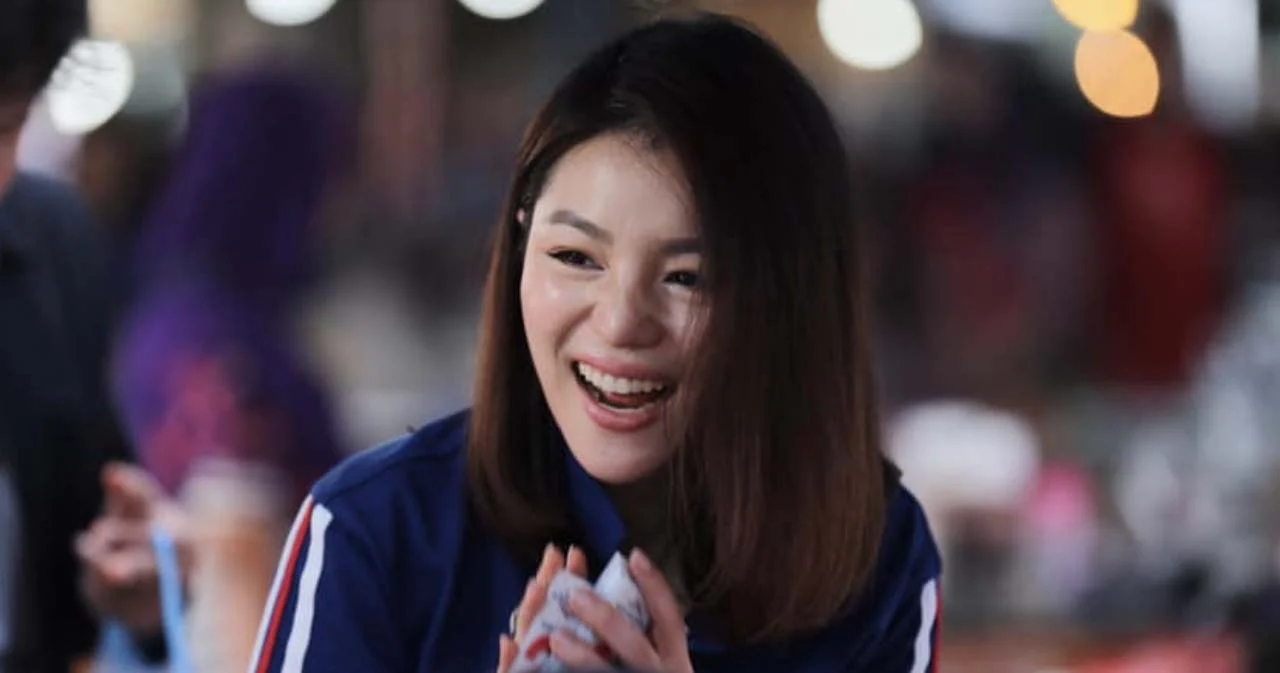 ‘มาดามเดียร์’ สมัครสมาชิก ปชป. พรุ่งนี้ (22 ก.ย.)