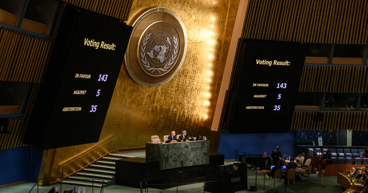 143 ประเทศลงมติ UN ประณามรัสเซีย ผนวกดินแดนยูเครนผิดกฎหมาย ไทยงดออกเสียง