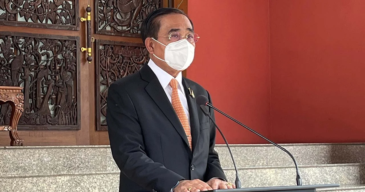 นายกฯ ไม่ตอบสมัครสมาชิกพรรคพลังประชารัฐหรือไม่ 