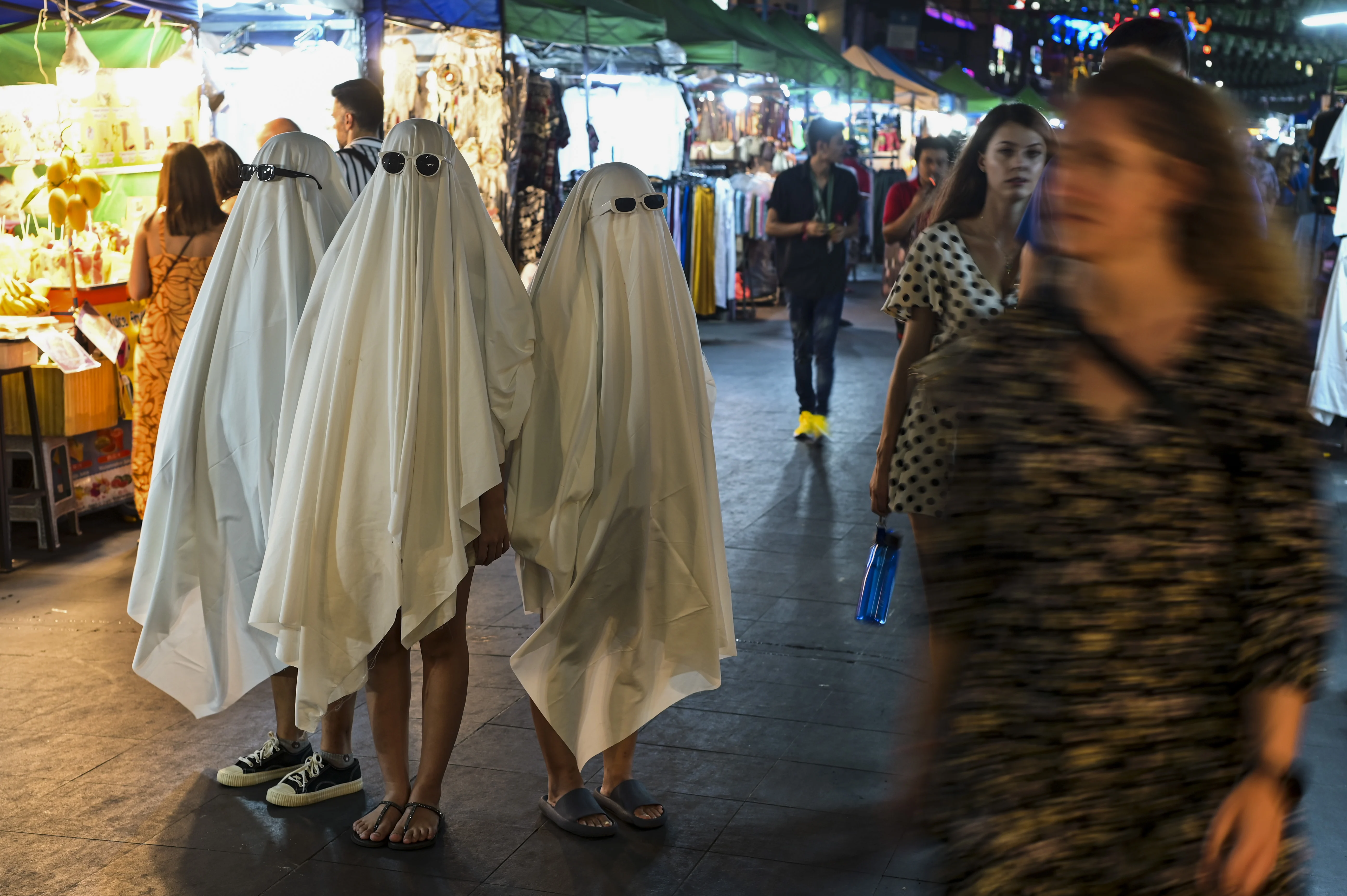 ‘ถนนข้าวสาร’ เพิ่ม 7 ช่องทางเข้า-ออก จัดงานฮาโลวีน หวั่นซ้ำรอยอิแทวอน