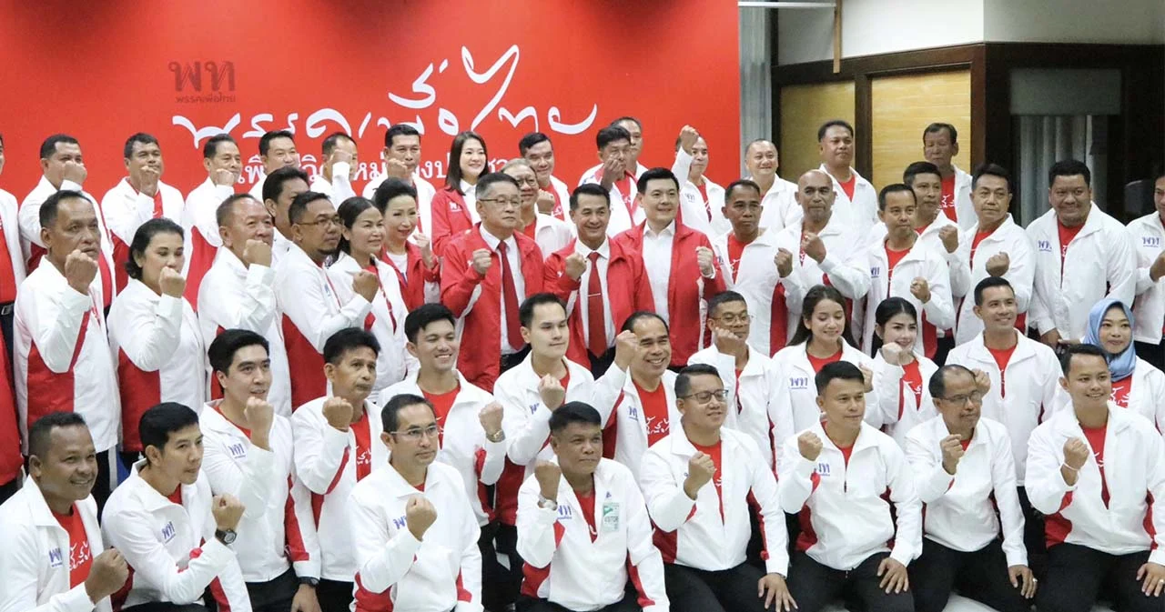 เพื่อไทยเปิดตัว 43 ว่าที่ผู้สมัคร ส.ส.ใต้  มั่นใจนโยบายพรรคตอบโจทย์-ทำได้จริง  เดินเกมรุกแลนด์สไลด์ส่ง ส.ส.ครบ 400 เขต 