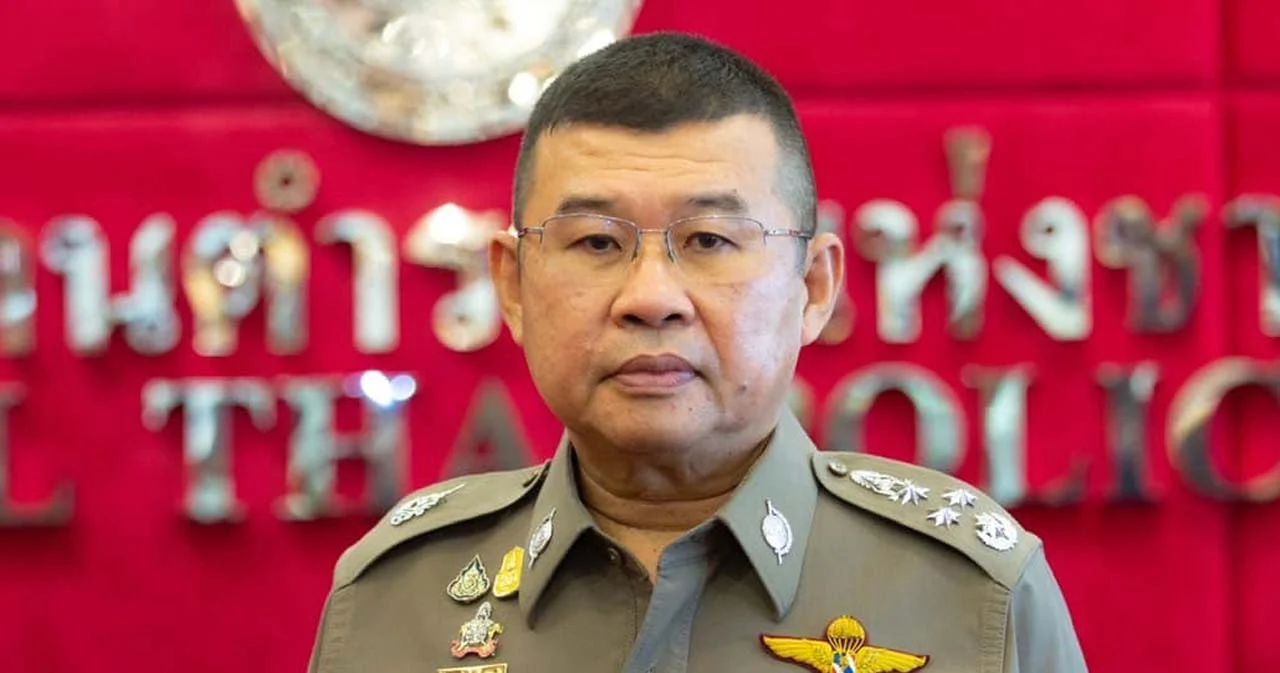 ผบ.ตร.ตรวจศูนย์สื่อเอเปค พอใจภาพรวมรักษาความปลอดภัยผู้นำ ติงสื่อฯ ชอบอยู่แนวหน้าเหตุปะทะ
