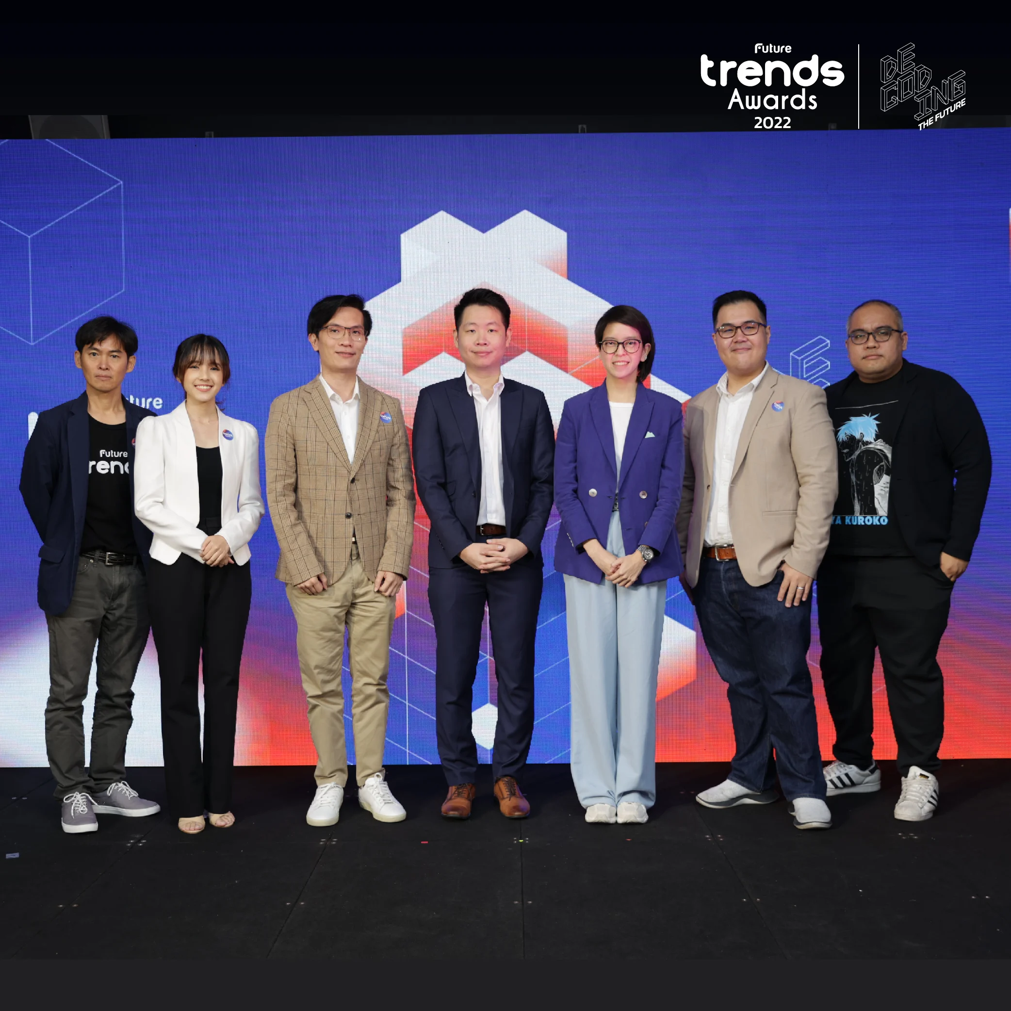ครั้งแรกกับงานประกาศรางวัลสุดยอดผู้นำนวัตกรรม และเทรนด์แห่งปี ‘Future Trends Awards 2022’ ภายใต้ธีม Decoding the Future พร้อมขนทัพ Speaker กว่า 5 แวดวงมาร่วมเปิดมุมมองอนาคตแบบจัดเต็ม