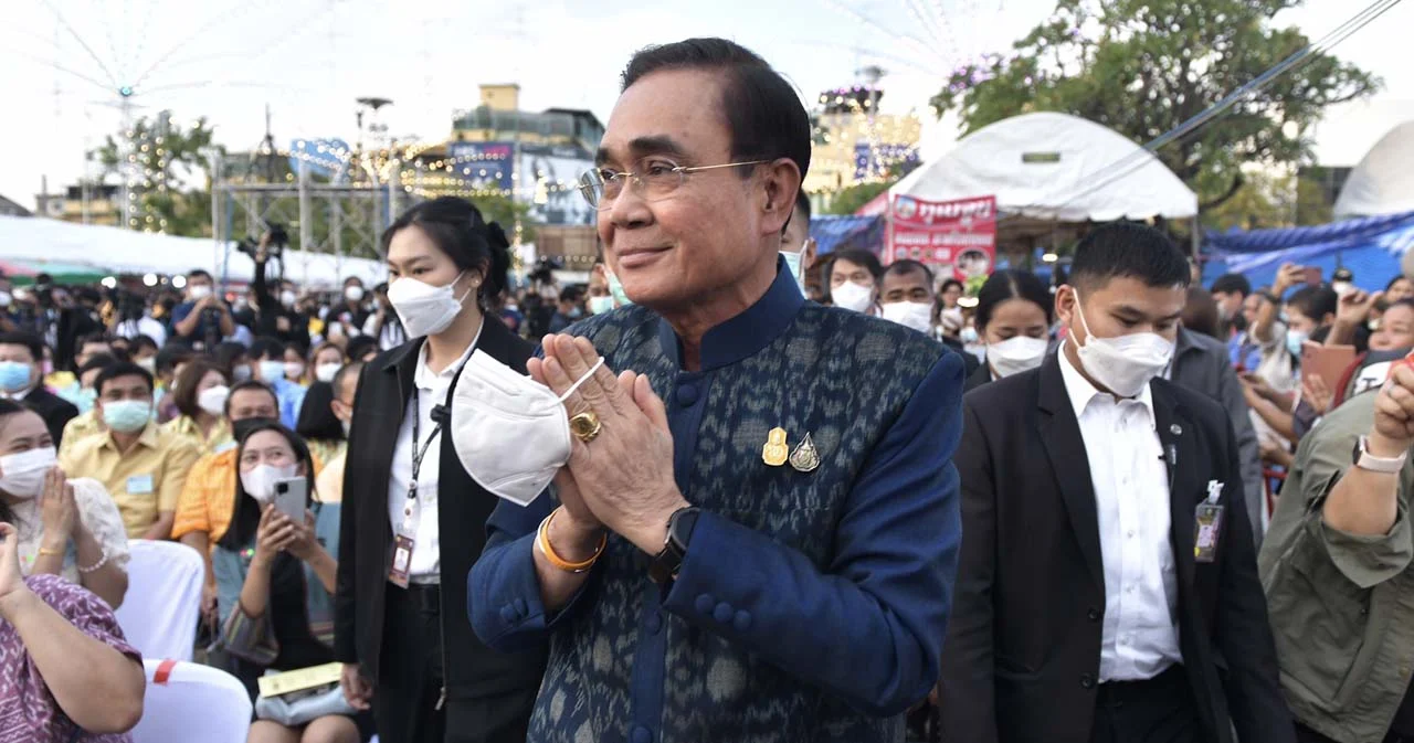 พล.อ.ประยุทธ์ ประเดิมลงพื้นที่นครปฐม หลังประกาศเป็นแคนดิเดตนายกฯ ให้พรรครวมไทยสร้างชาติ