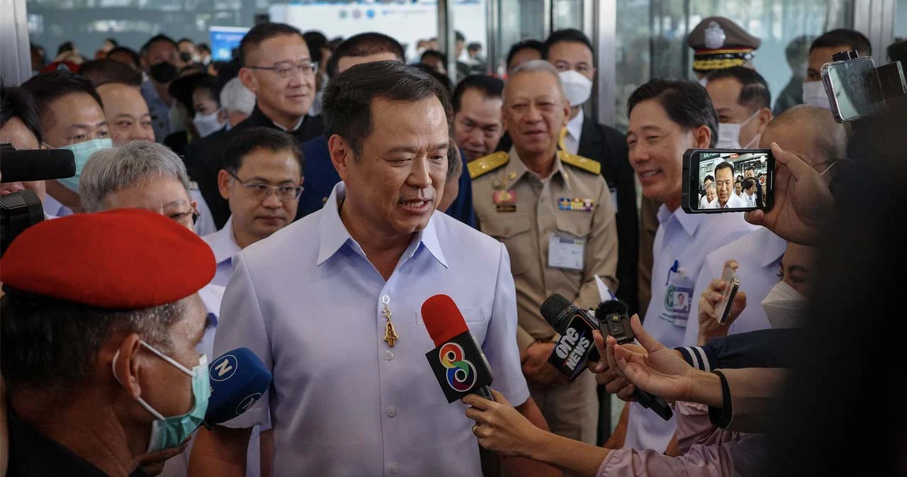 รองนายกฯ ‘อนุทิน’ ยืนยัน นักท่องเที่ยวเข้าไทย ไม่ต้องแสดงข้อมูลรับวัคซีนโควิด