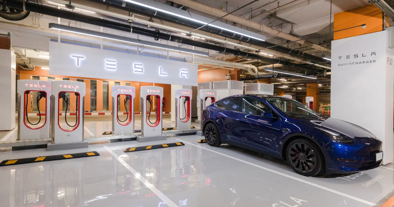 Tesla เปิดตัวสถานี Supercharger แห่งแรกในไทยที่เซ็นทรัลเวิลด์
