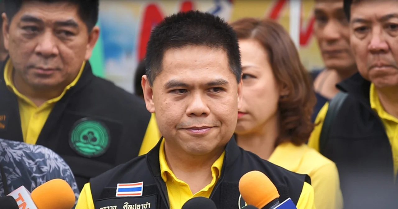 ‘วราวุธ’ เผย ‘พล.ต.อ.เสรีพิศุทธ์’  ชวน ‘ชาติไทยพัฒนา’ ร่วมรัฐบาล โหวตให้ ‘พิธา’ เป็นนายกฯ