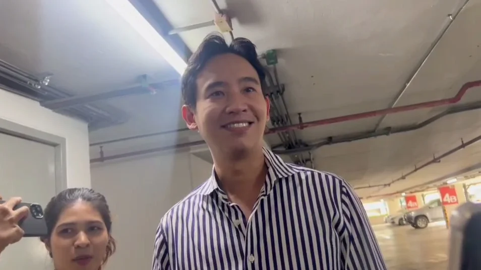 ‘พิธา’ ขอใช้เวลาลงพื้นที่ ชี้การเมืองยังไม่ชัดเจน แต่ความเดือดร้อนประชาชนชัดเจน