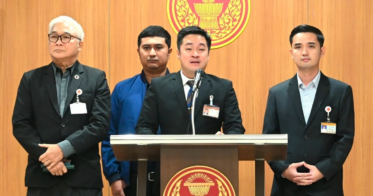 ‘ปดิพัทธ์’ ขอคุย กก.บห.ชุดใหม่เท่านั้น หลังมีกระแสขับพ้นพรรค เพื่อรักษา 2 เก้าอี้