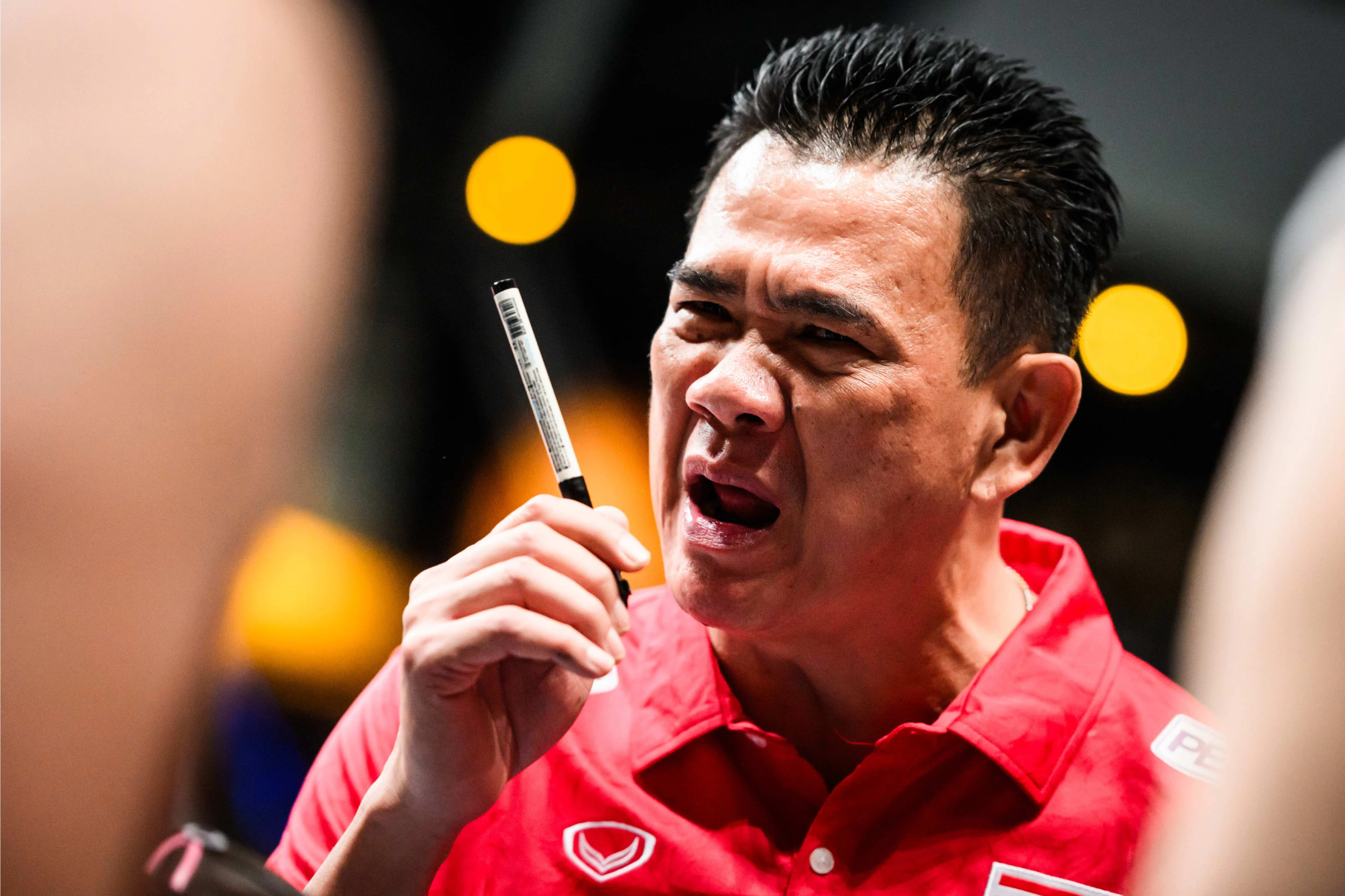 ‘โค้ชด่วน’ ชี้อิตาลีทำได้ดีในเซตหลัง เน้นเสิร์ฟ-บล็อก ทำให้ไทยเล่นยาก รับพรุ่งนี้งานหนักเจอโปแลนด์