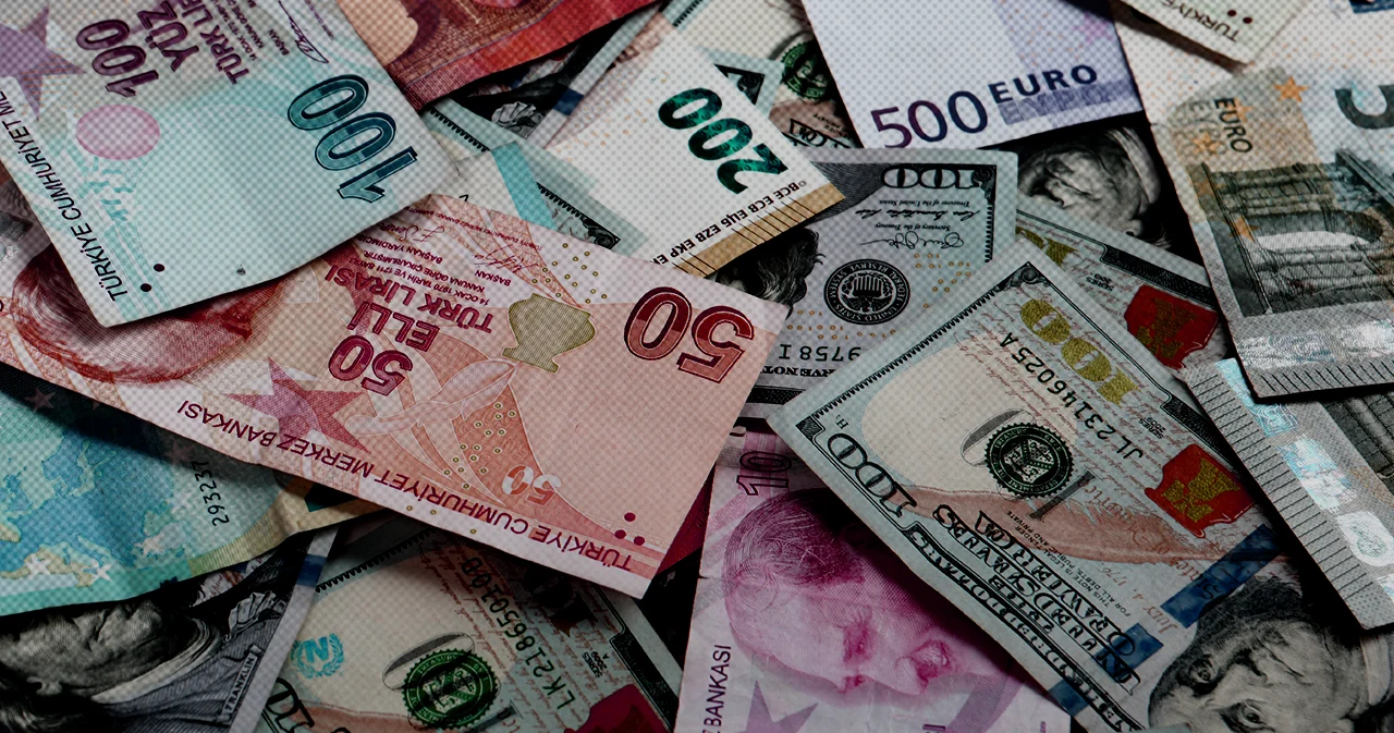 10 สกุลเงินทรงอิทธิพลในปี 2023  แกร่งแซงหน้า ‘ดอลลาร์สหรัฐ’