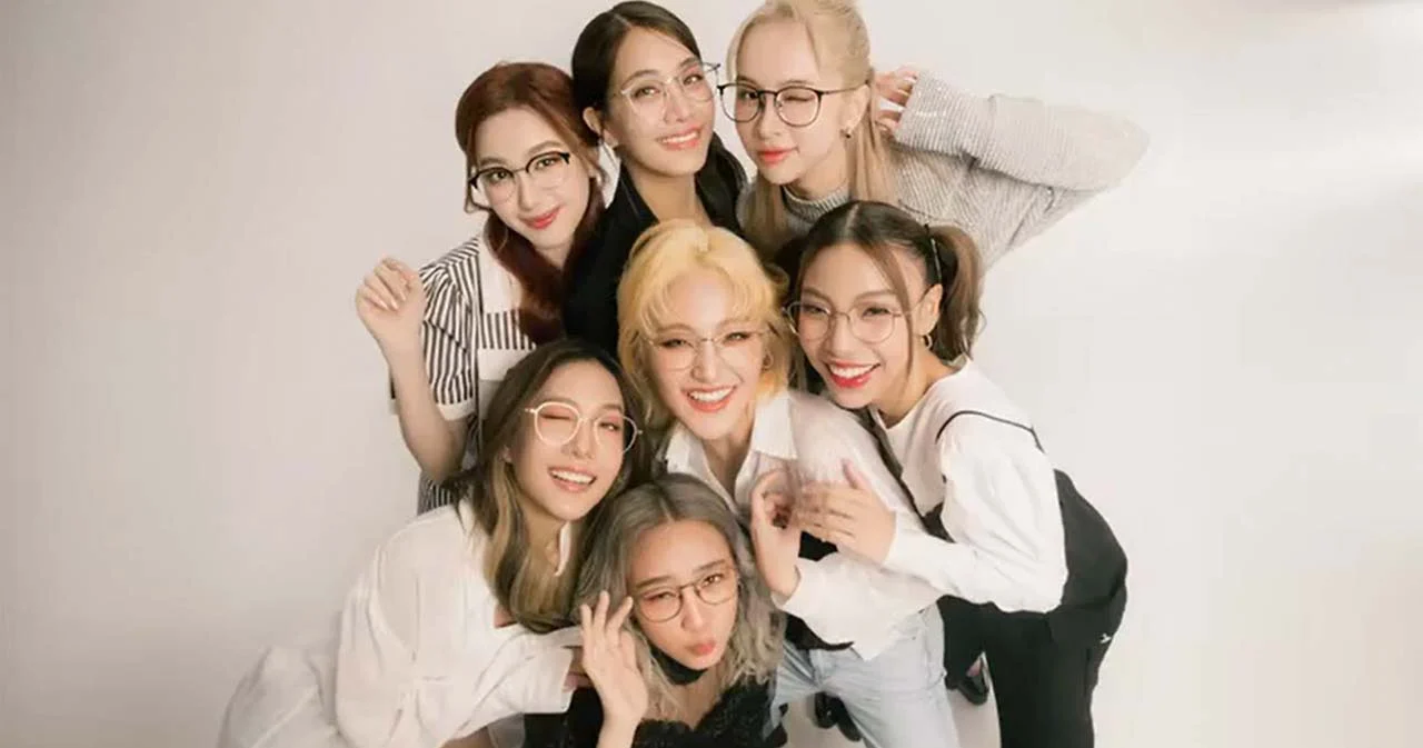 ‘WIZ x 4EVE’ ปล่อยซิงเกิลหวาน ๆ สุดพิเศษ ‘WIZ YOU (อยากมองเธอให้ใกล้กว่านี้)’