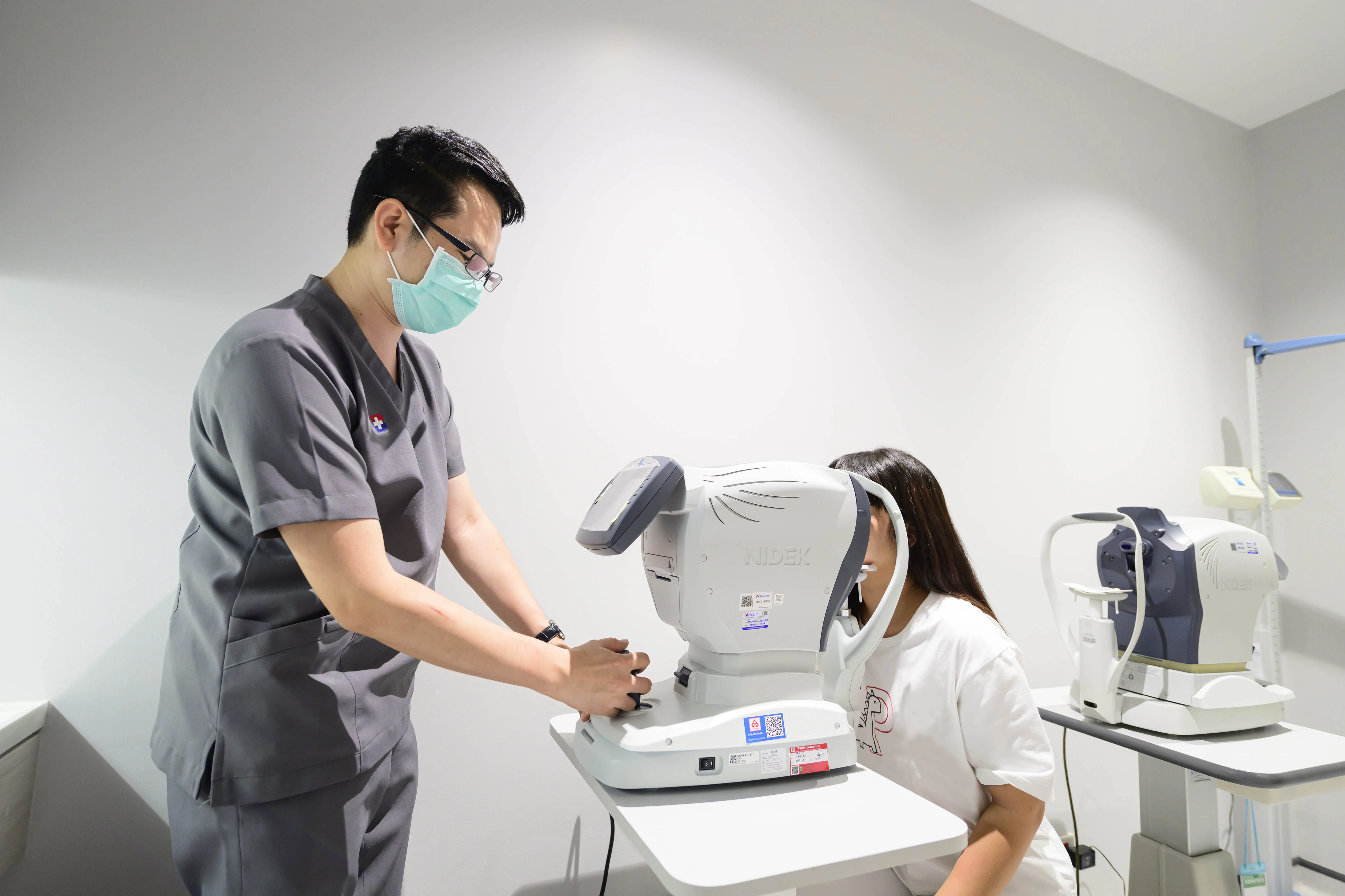 ktc-bangkok-hospital-lasik