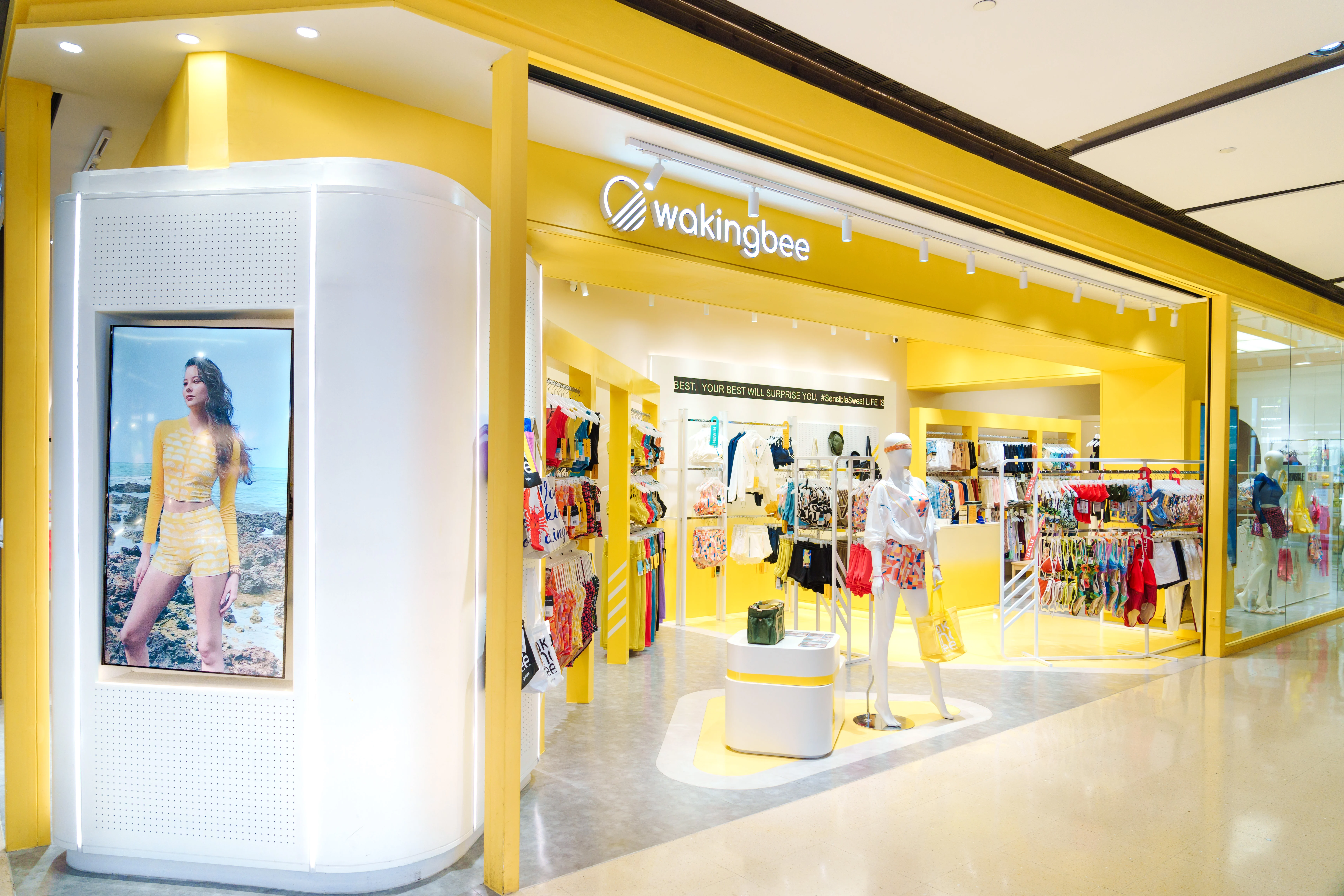 คุณพิงค์-ชลิตา หงสกุล หนึ่งในผู้ก่อตั้ง Wakingbee