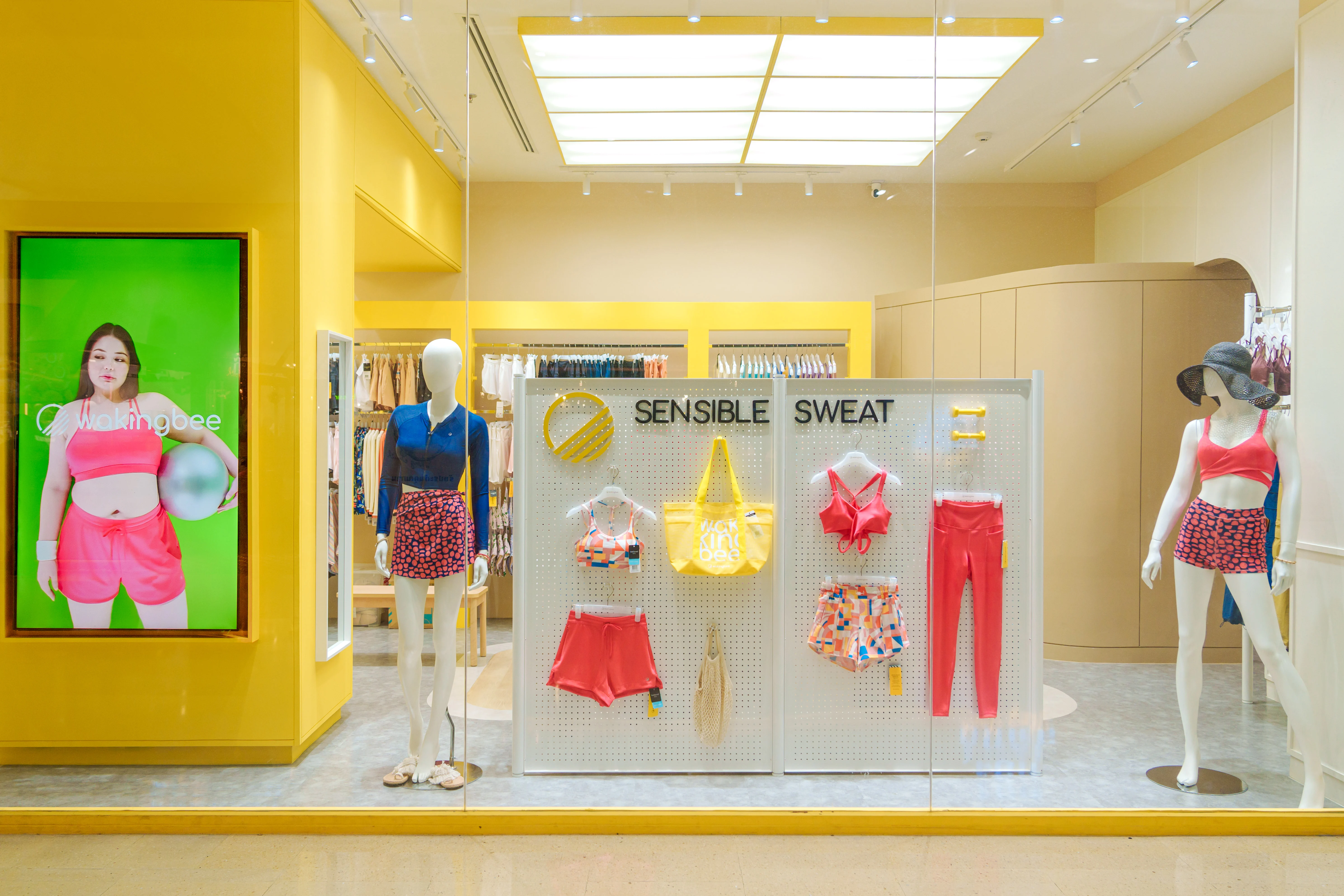 คุณพิงค์-ชลิตา หงสกุล หนึ่งในผู้ก่อตั้ง Wakingbee