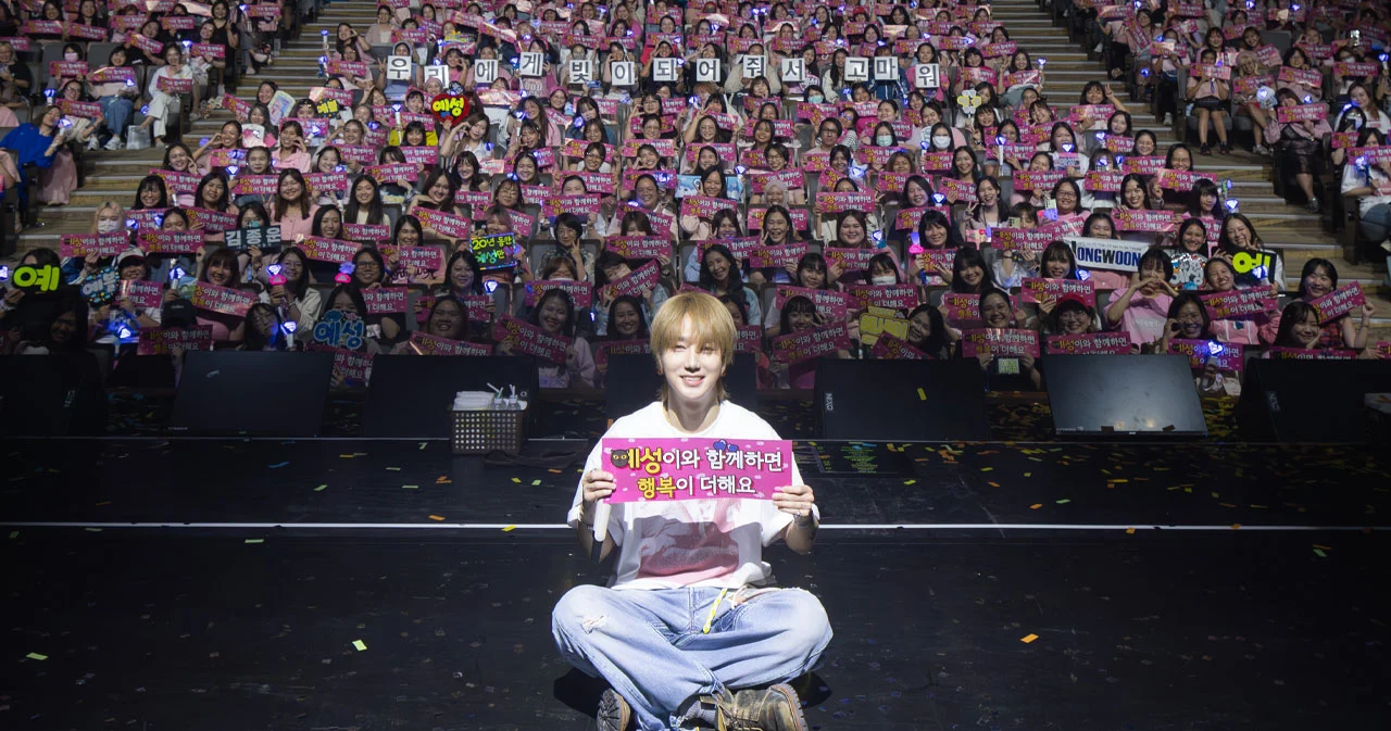 ภาพบรรยากาศ 2025 YESUNG CONCERT เสิร์ฟความสุขผ่านเสียงเพลง! E.L.F. หัวใจเบ่งบาน