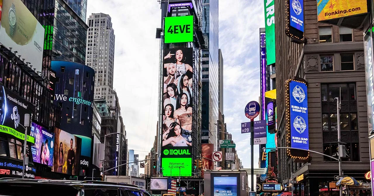 ‘4EVE’ บนบิลบอร์ดใจกลาง New York Times Square อีกครั้ง ในฐานะ ‘Spotify Global EQUAL Ambassador’