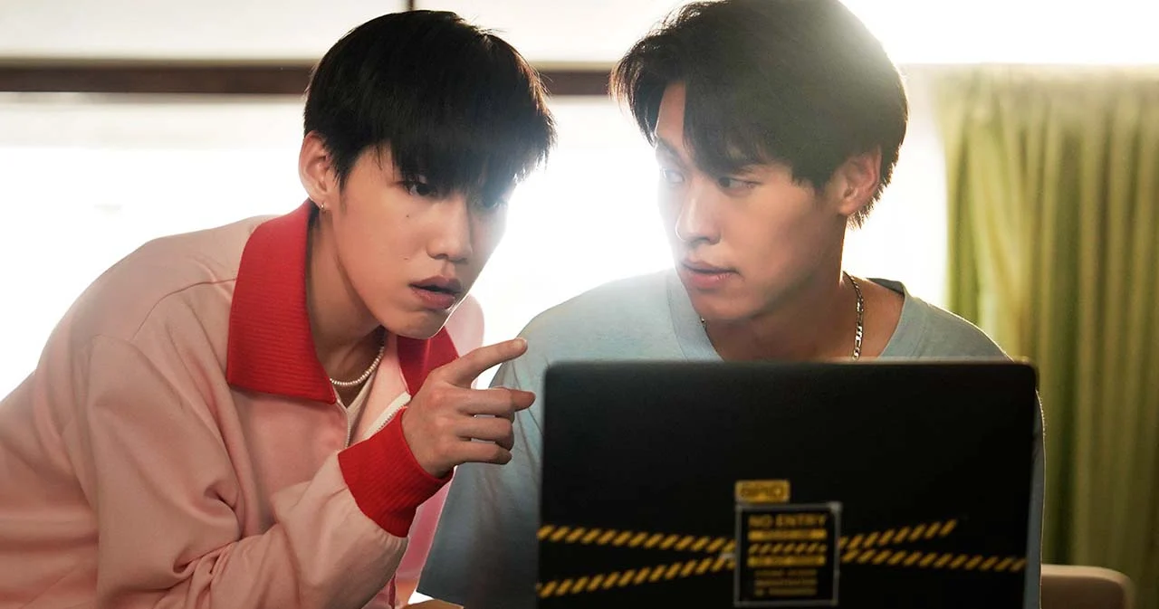 ตอกย้ำความฮา ‘ซองแดงแต่งผี’ กระแสแรงยืนหนึ่งทำถึง กับทัพนักแสดงตัวตึงเพียบ