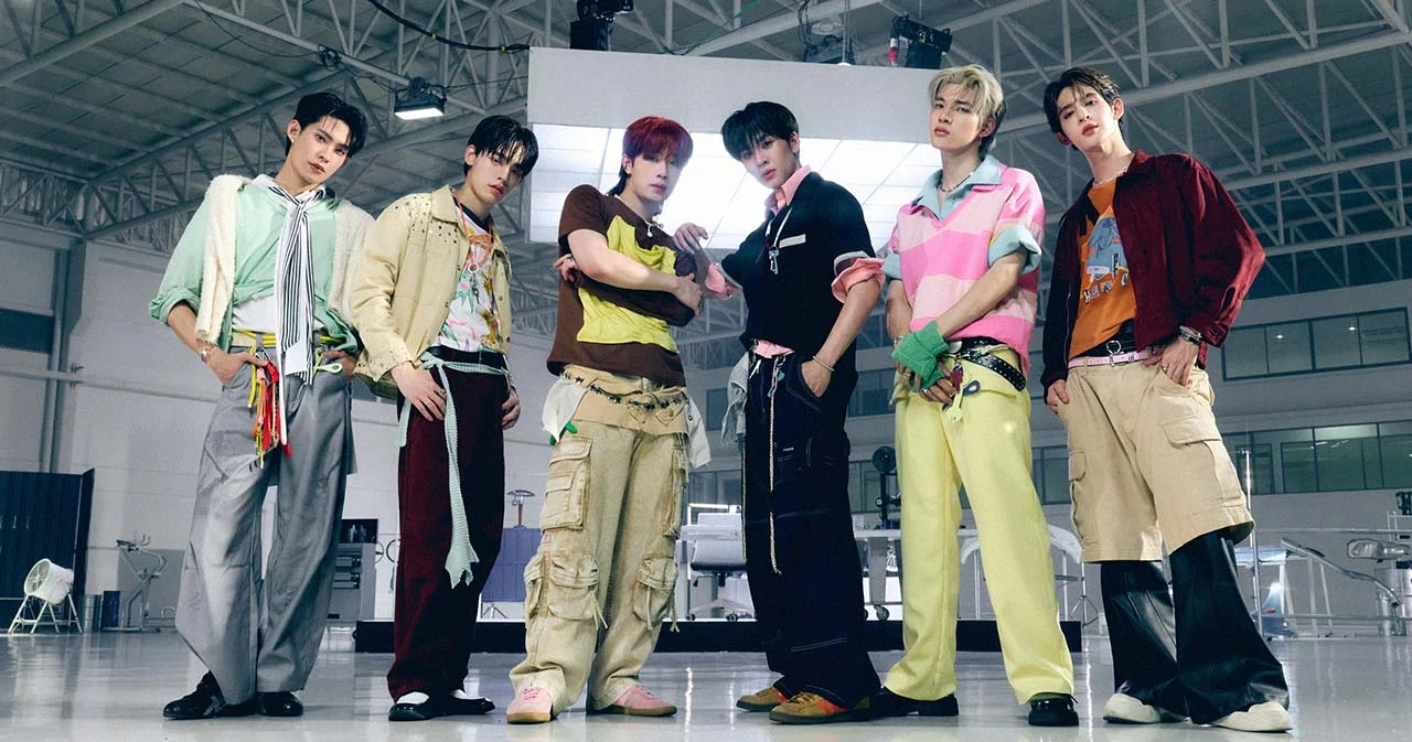 ‘CLANG CLANG’ ซิงเกิลเดบิวต์จาก ‘DEXX’  โดดเด่นด้วยดนตรีที่เก๋