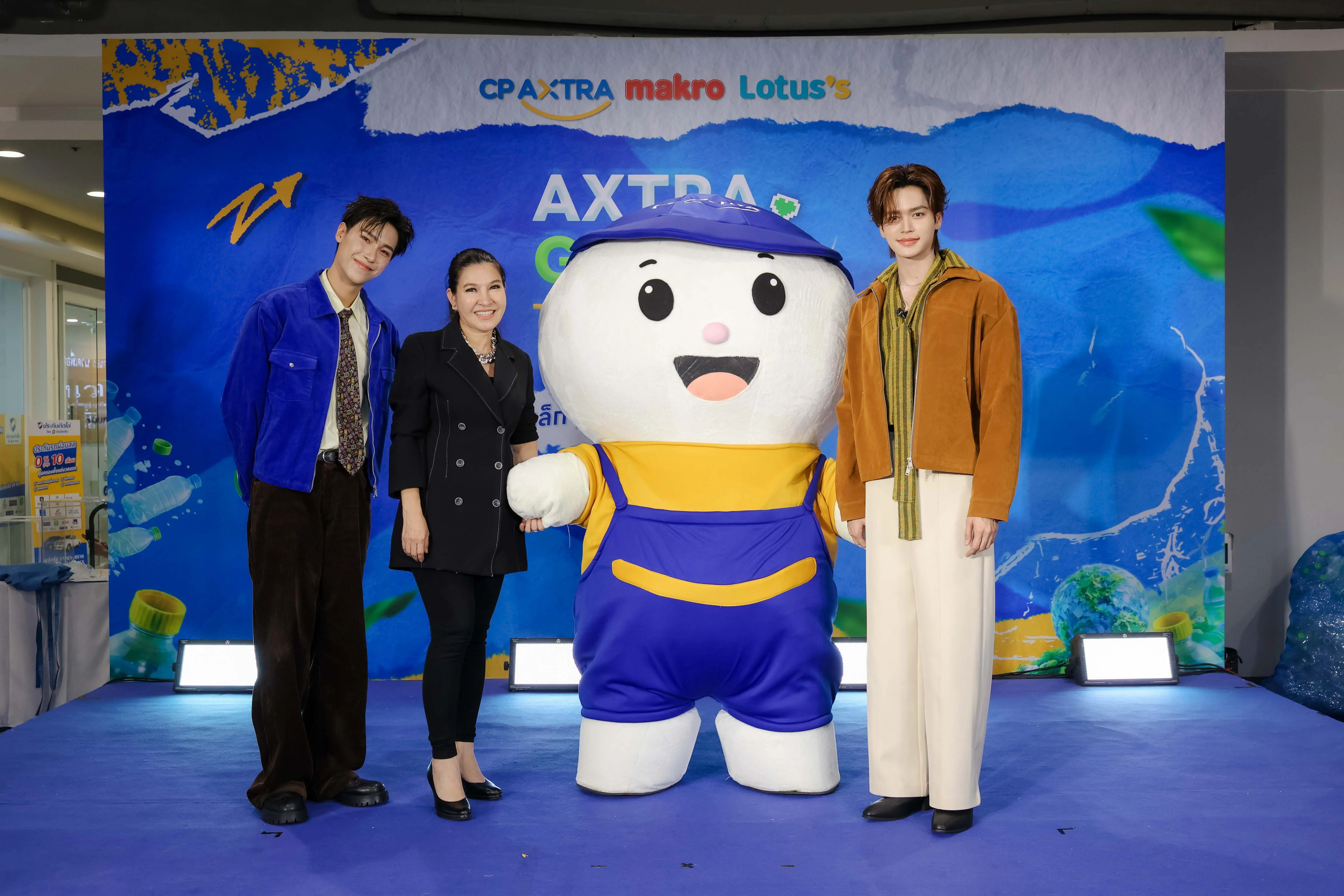 จูเนียร์-มาร์ค สร้างปรากฎการณ์รักษ์โลก รวมพลังแฟนคลับ เปลี่ยนขวดพลาสติกเป็นประโยชน์ ครั้งแรก!