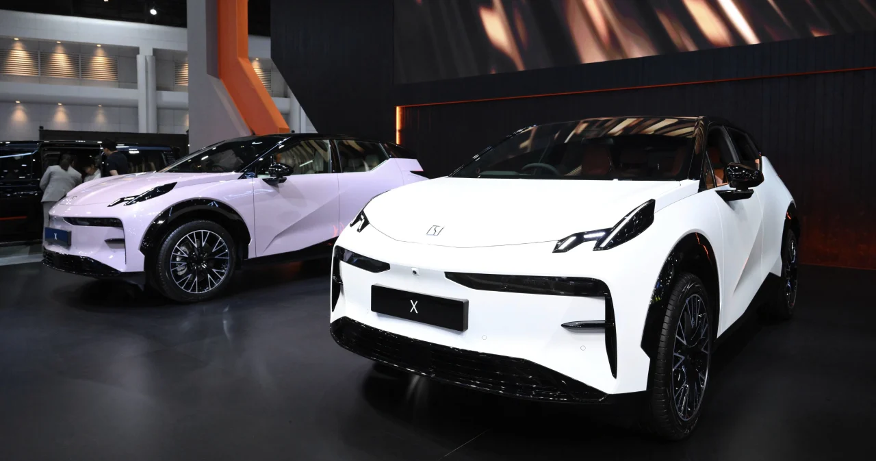 ZEEKR เผยโฉม SUV ปลั๊กอินไฮบริดรุ่นแฟลกชิป ‘9X’ ครั้งแรกในไทย ในงาน Motor Show 2026