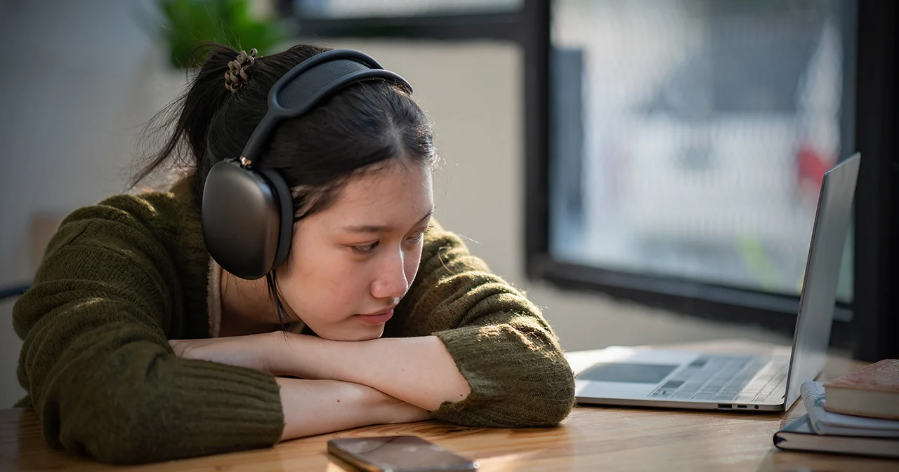 เหนื่อยจริงหรือโลกมันหนักขึ้น Gen Z ท้อชีวิต ทำงาน 4 เดือน ทำไมไม่เห็นอนาคตในงาน?