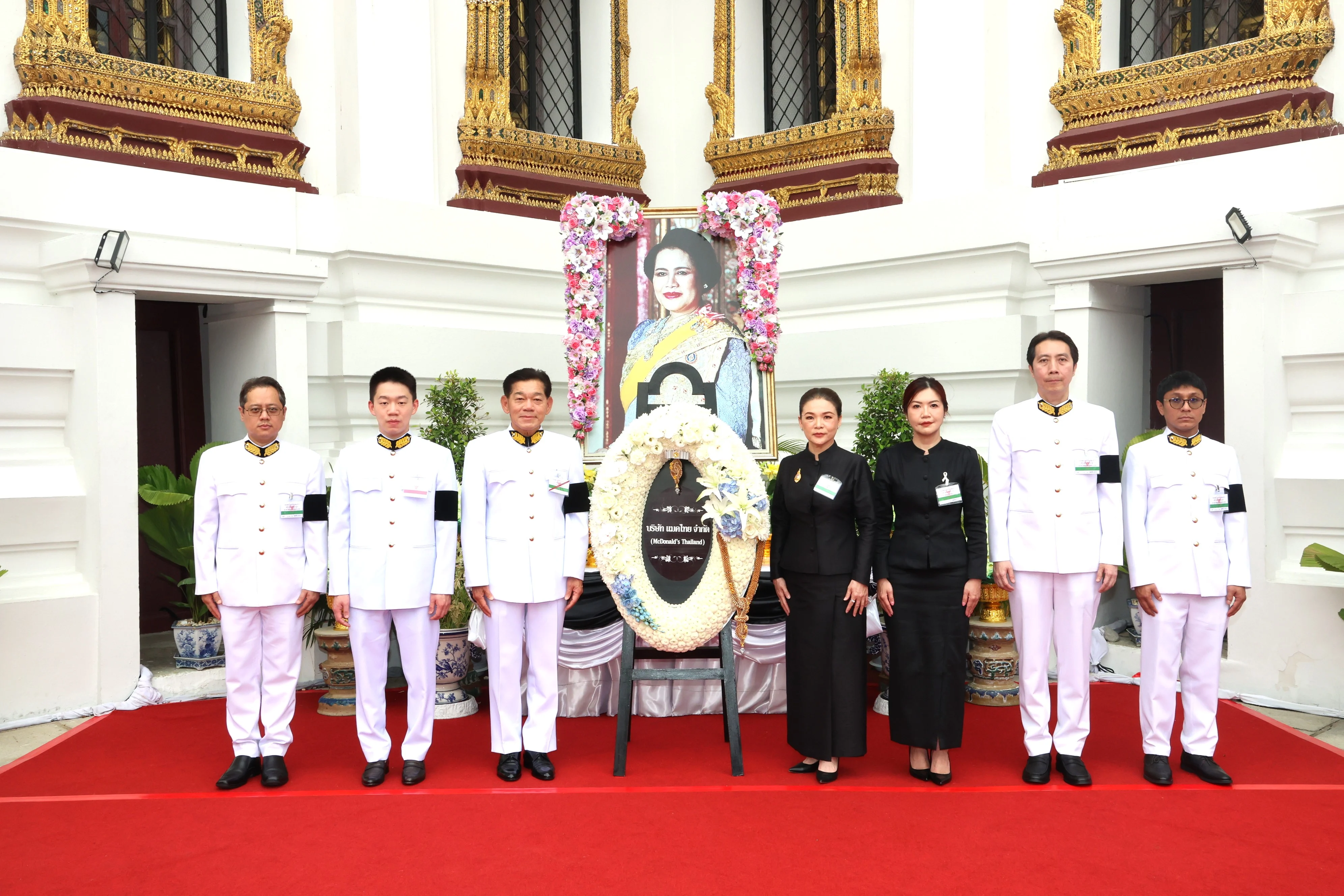 แมคโดนัลด์ ประเทศไทย ร่วมเป็นเจ้าภาพพระพิธีธรรมสวดพระอภิธรรมพระบรมศพ สมเด็จพระนางเจ้าสิริกิติ์ พระบรมราชินีนาถ พระบรมราชชนนีพันปีหลวง